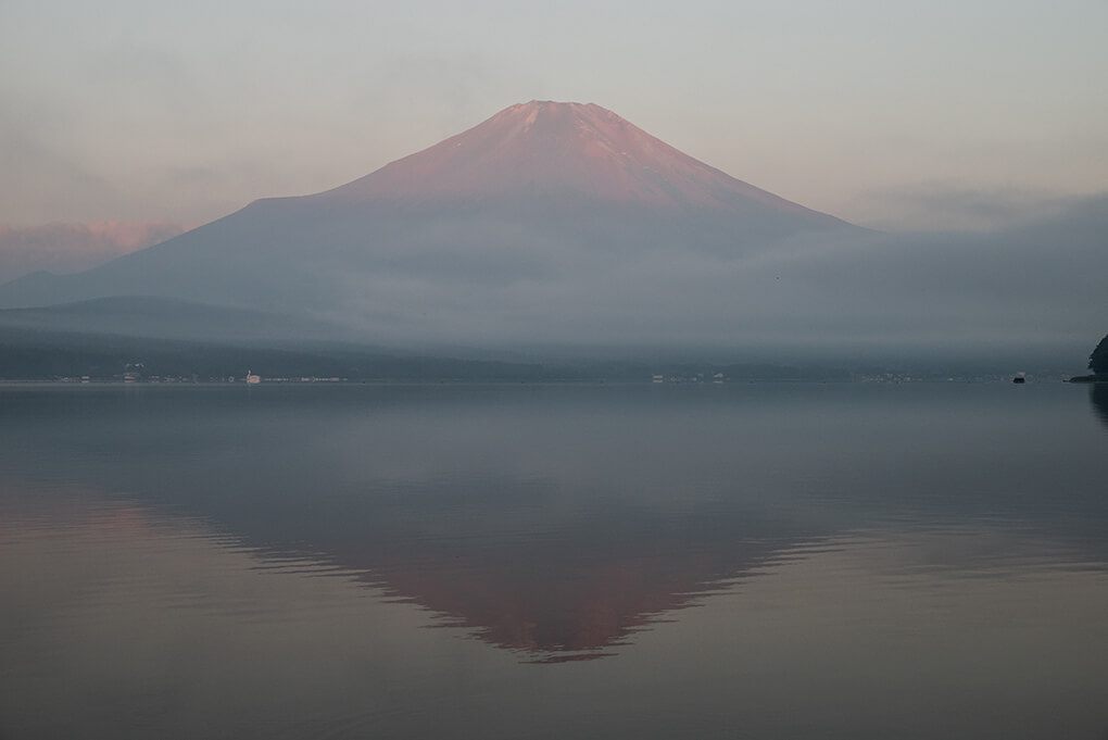 山中湖赤富士
